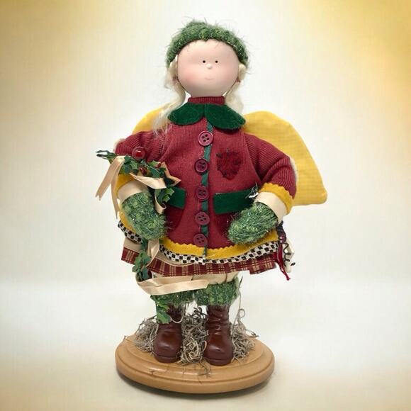 Vintage Christmas Country Angel Porcelain Figurine Debbie Mumm 2000 Cottagecore - Picture 1 of 8